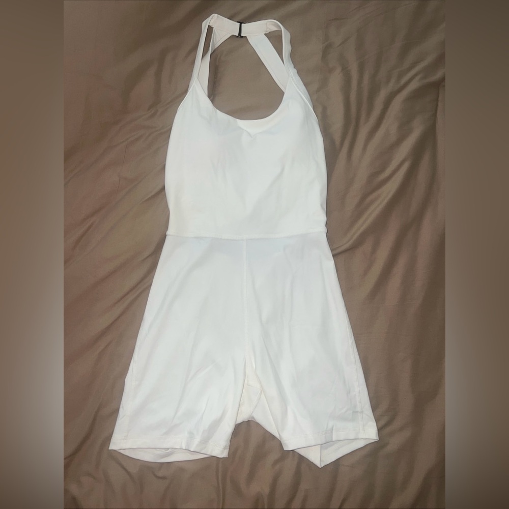 Wenlia Athletic Romper Women’s XS White Backless Workout Jumpsuit